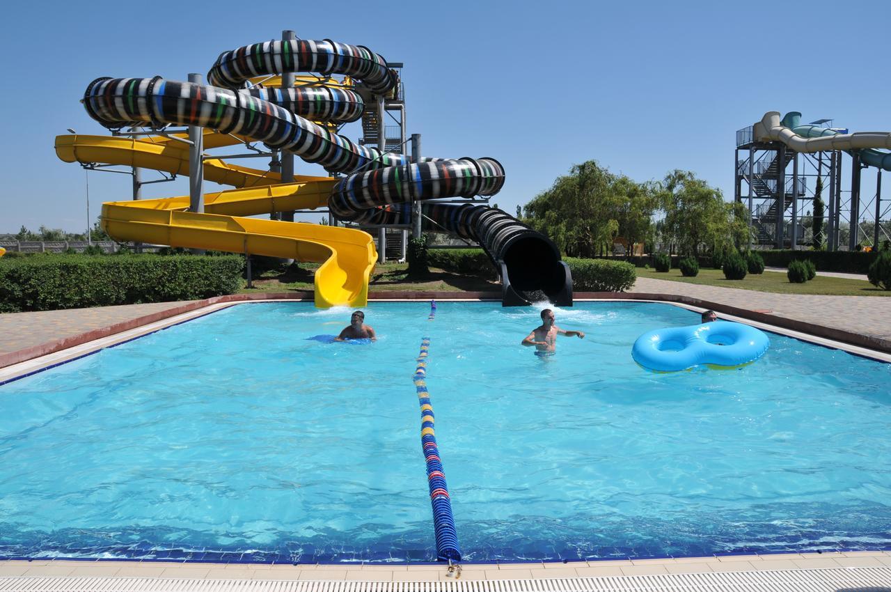Aquapark Koblevo Hotel エクステリア 写真